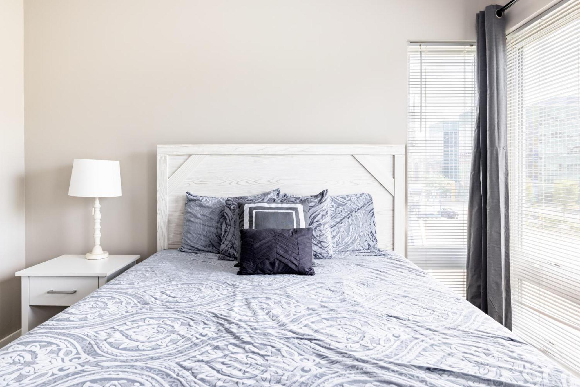 Luxury Downtown Townhome Unit 14 Cleveland Bagian luar foto