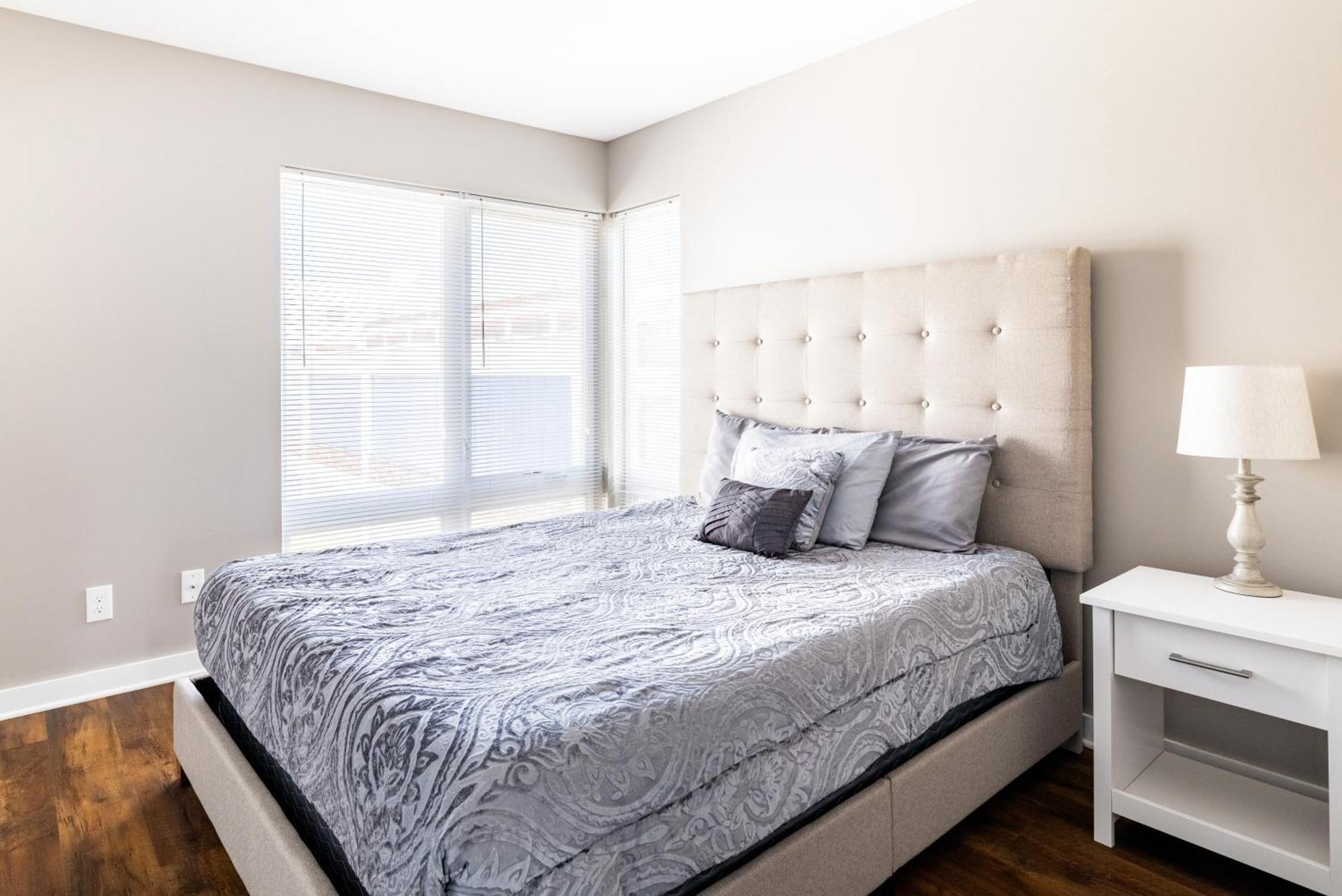 Luxury Downtown Townhome Unit 14 Cleveland Bagian luar foto