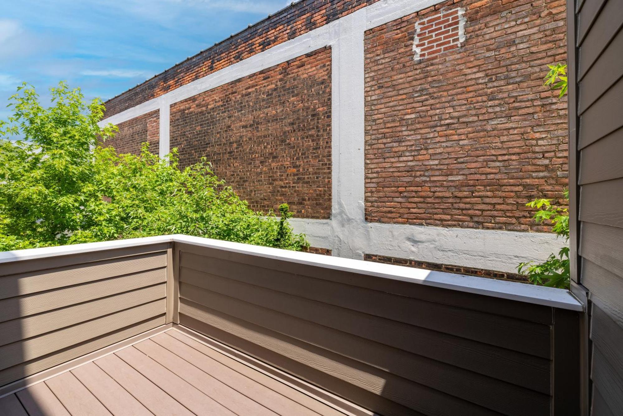 Luxury Downtown Townhome Unit 14 Cleveland Bagian luar foto